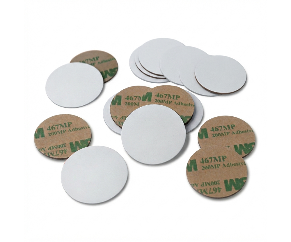 Tags NFC NTAG213 30mm adhésifs en PVC